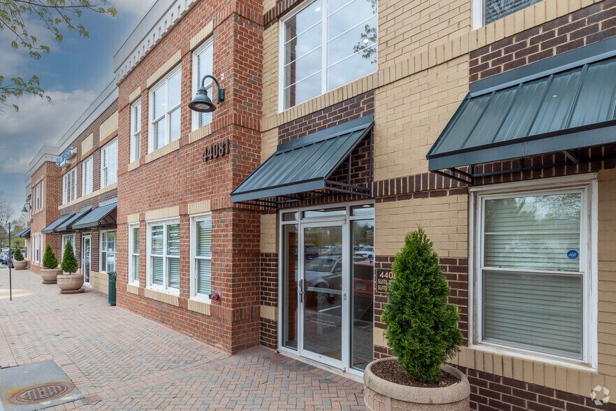 44081 Pipeline Plz, Ashburn, VA à vendre - Photo du bâtiment - Image 2 de 10