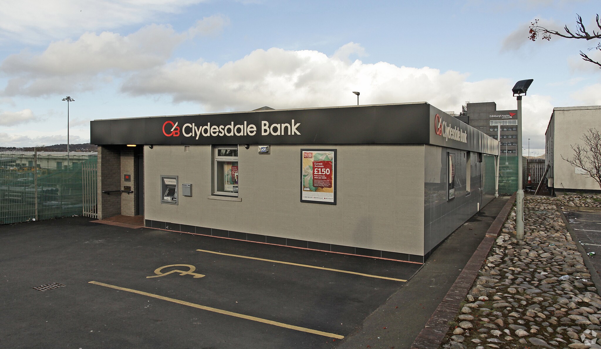 12 Bankhead Ave, Edinburgh à louer Photo principale- Image 1 de 3