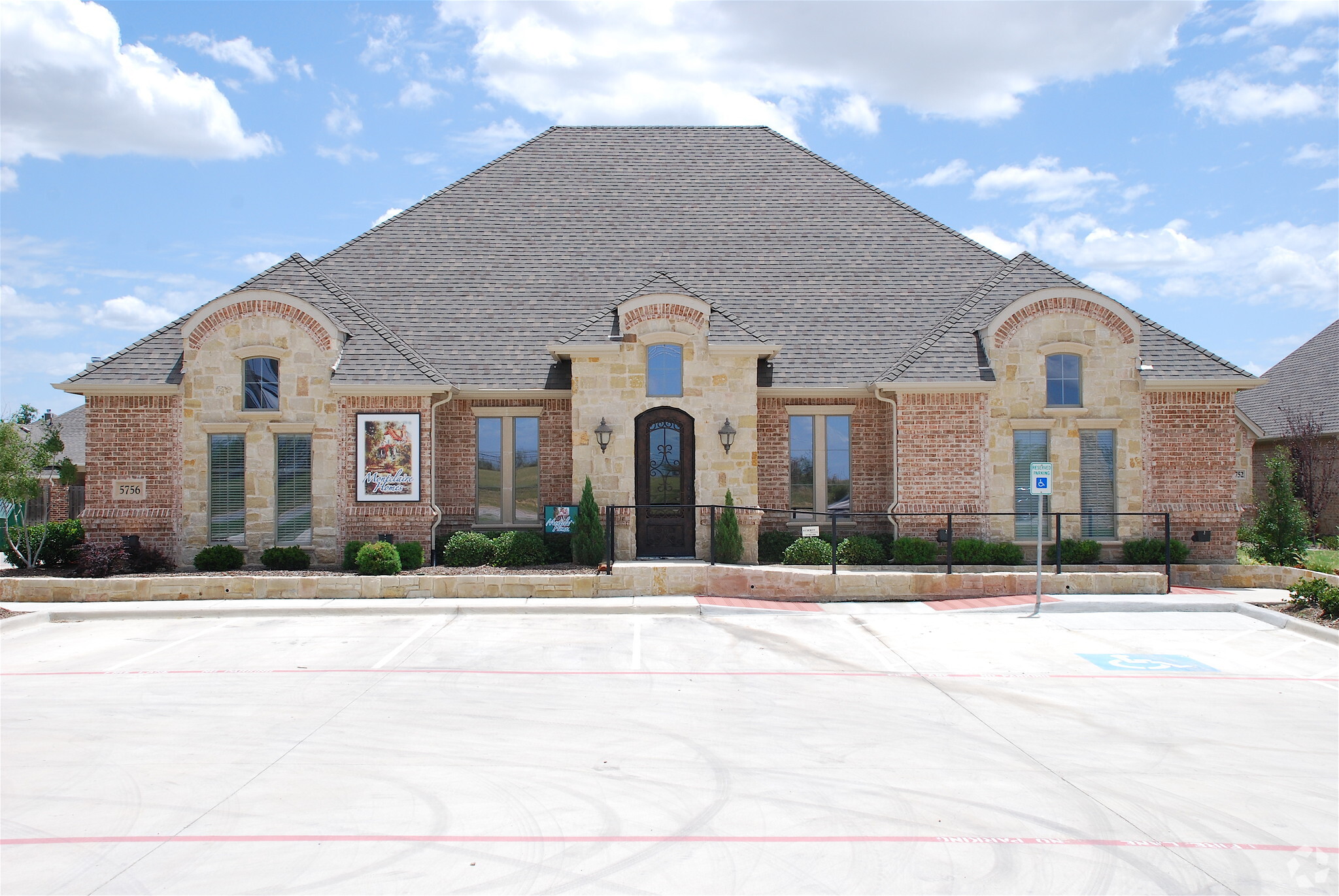 5748 Boat Club Rd, Fort Worth, TX à vendre Photo du bâtiment- Image 1 de 1