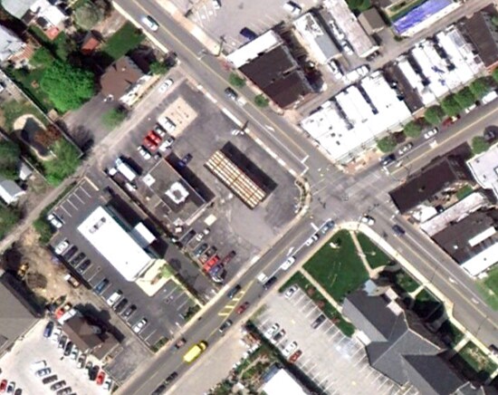 2400 W Darby Rd, Havertown, PA for lease - Building Photo - Image 2 of 7