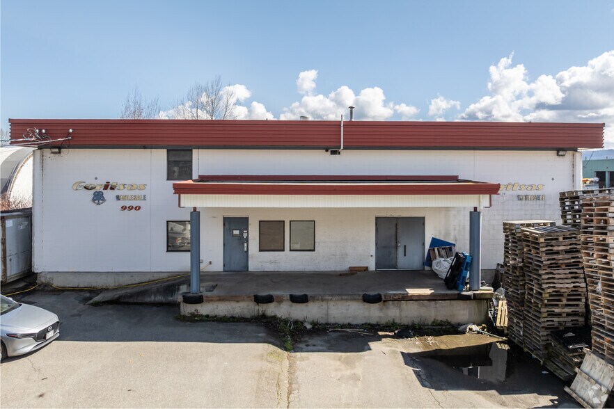 990 Riverside Rd, Abbotsford, BC for sale - Building Photo - Image 3 of 4