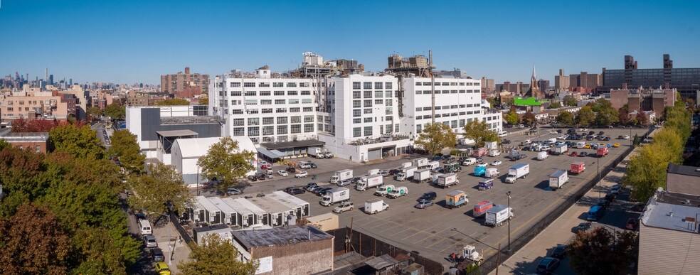 630 Flushing Ave, Brooklyn, NY à louer - Aérien - Image 3 de 16