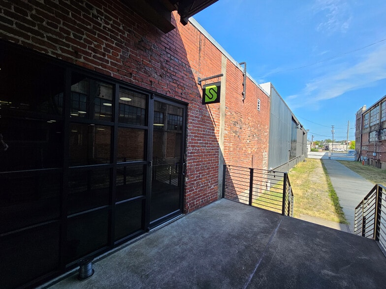 807 5th Ave N, Birmingham, AL for lease - Primary Photo - Image 1 of 4