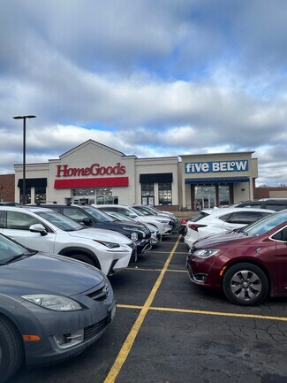 Plus de détails pour 2480 N Fairview Ave N, Roseville, MN - Commerce de détail à louer