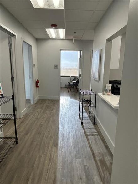 2 Robinson Plz, Pittsburgh, PA for lease - Building Photo - Image 1 of 5