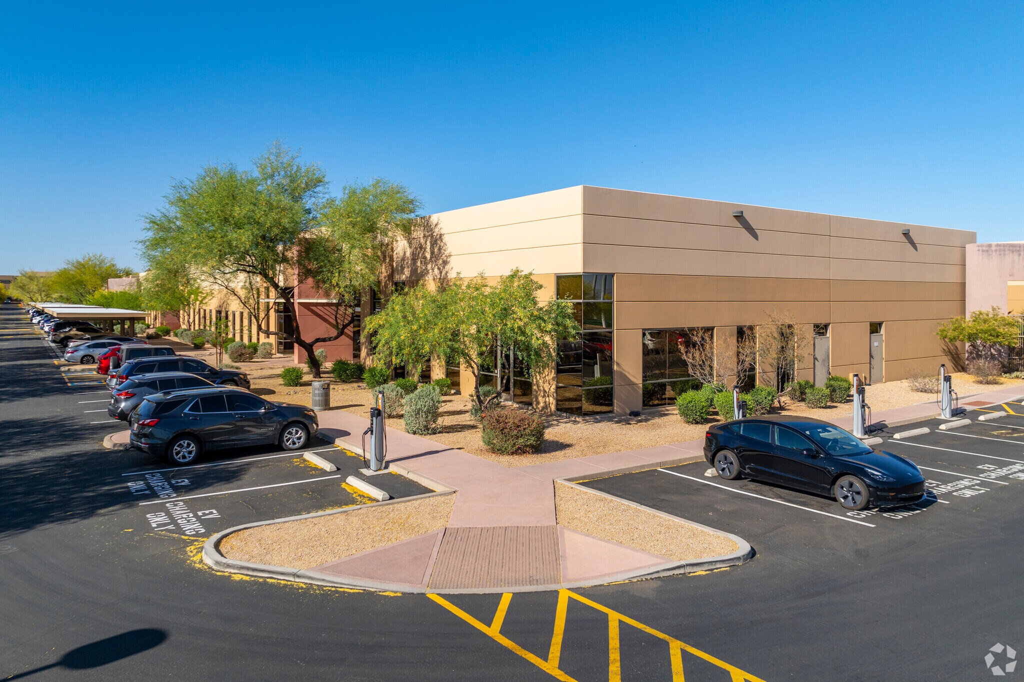 7350 N Dobson Rd, Scottsdale, AZ à louer Photo du bâtiment- Image 1 de 19