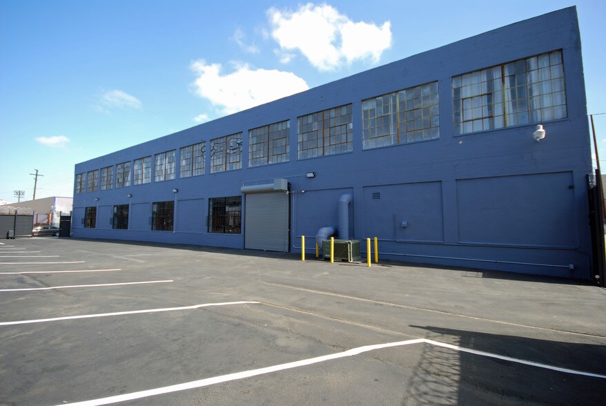 1515 Compton Ave, Los Angeles, CA à louer - Photo du bâtiment - Image 1 de 21