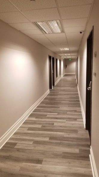 15130-15132 Ventura Blvd, Sherman Oaks, CA for lease - Interior Photo - Image 2 of 12