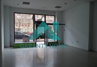 Retail in Cáceres, Cáceres for lease Interior Photo- Image 2 of 6