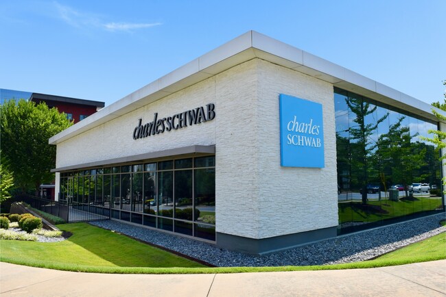 Plus de détails pour 1105 Hammond Dr NE, Sandy Springs, GA - Commerce de détail à vendre