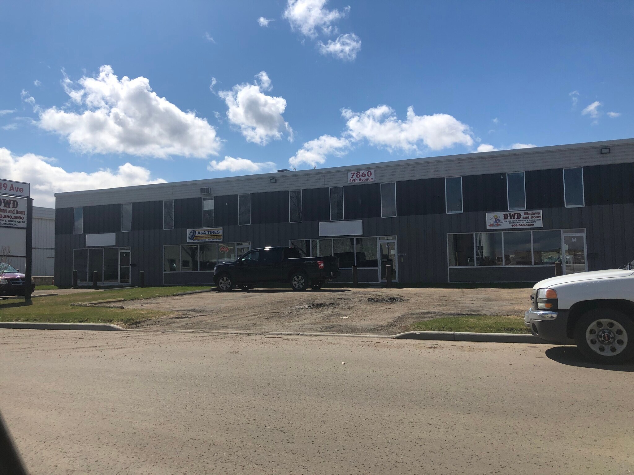 7860 49th Ave, Red Deer, AB for sale Building Photo- Image 1 of 1