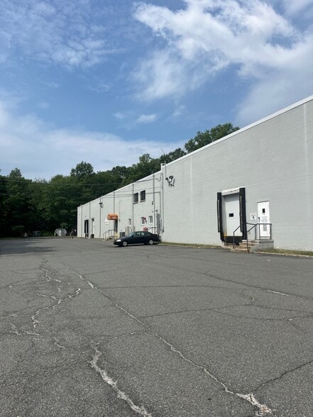 1 Jori Ln, Cedar Knolls, NJ for lease - Building Photo - Image 3 of 4