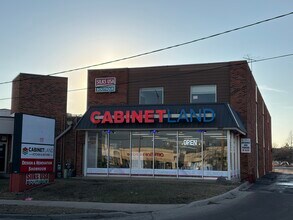 1226 N Roselle Rd, Schaumburg, IL for lease Interior Photo- Image 1 of 20