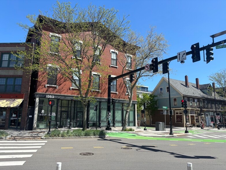 1385 Cambridge St, Cambridge, MA for sale - Building Photo - Image 2 of 10