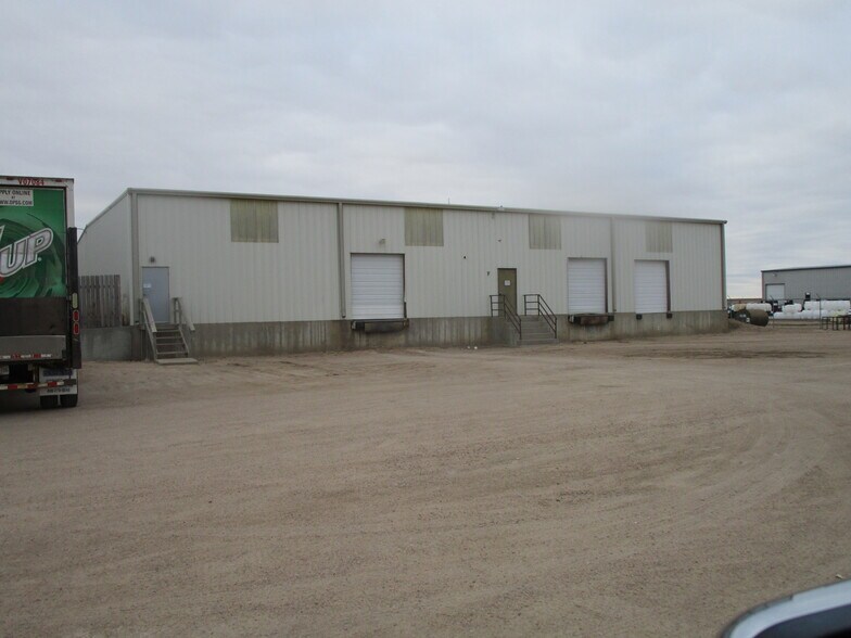 2121 W Mary St, Garden City, KS à louer - Photo du bâtiment - Image 1 de 1
