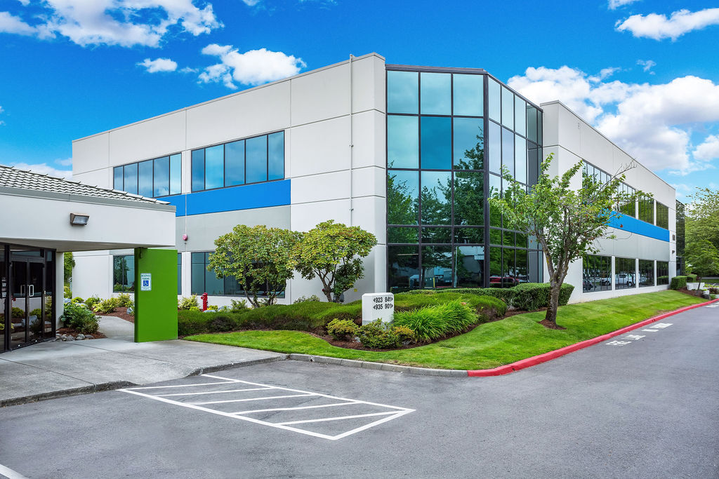 1131 SW 7th St, Renton, WA à louer Photo du bâtiment- Image 1 de 6