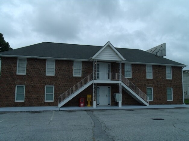 530 Parkwood Way, Jonesboro, GA for sale - Building Photo - Image 2 of 3