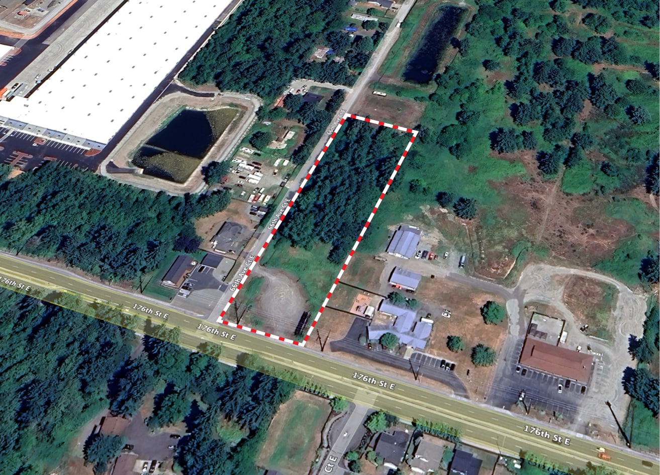 6715 176th St E, Puyallup, WA à louer Photo principale- Image 1 de 2