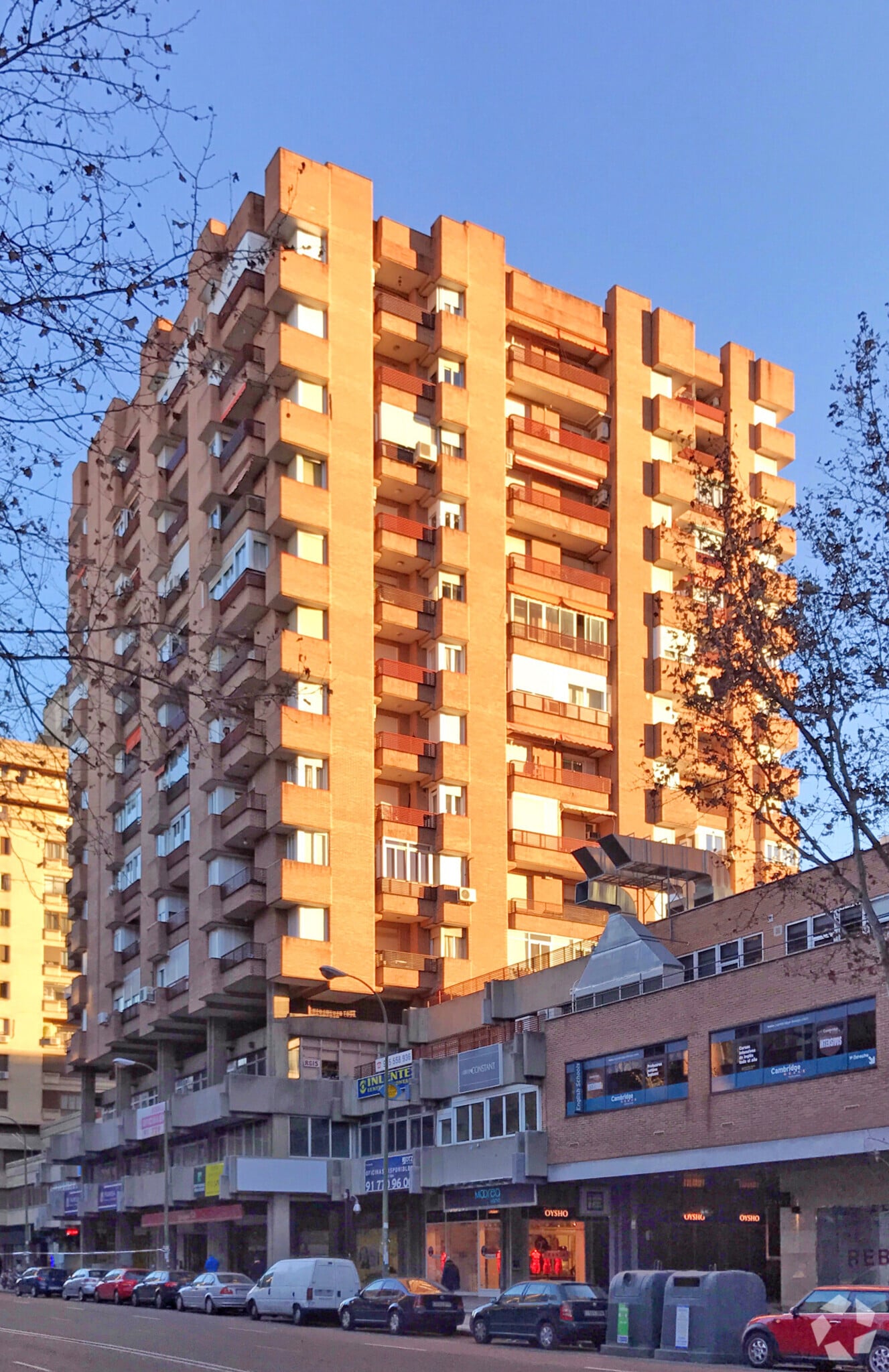 Multifamily in Madrid, Madrid for sale Primary Photo- Image 1 of 3