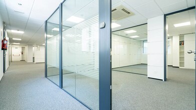 Office in Alcobendas, Madrid for lease Interior Photo- Image 1 of 34