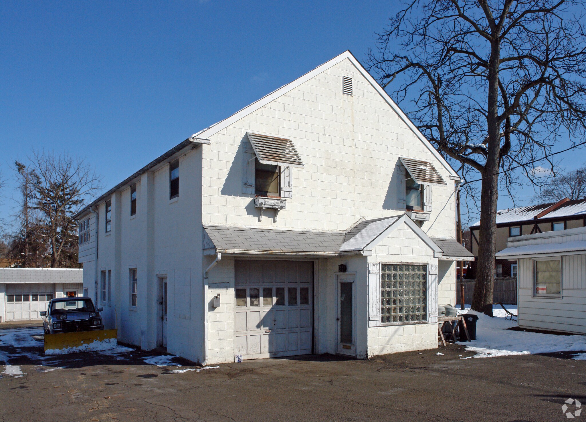 2423 Susquehanna Rd, Abington, PA à vendre Photo principale- Image 1 de 9