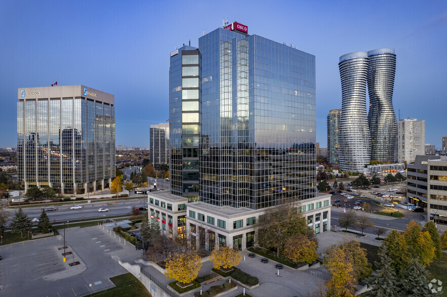 1 City Centre Dr, Mississauga, ON à vendre - Photo principale - Image 1 de 1