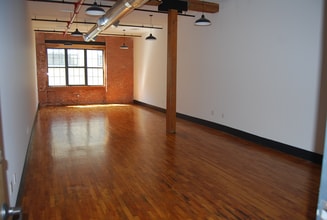 456 Johnson Ave, Brooklyn, NY à louer Photo intérieure- Image 2 de 3