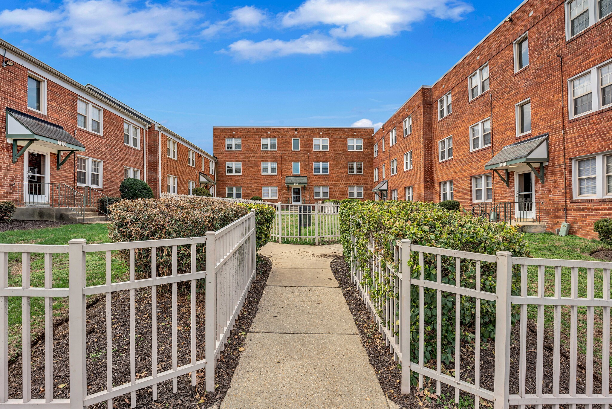 1201 Benning Rd, Capitol Heights, MD for sale Primary Photo- Image 1 of 76