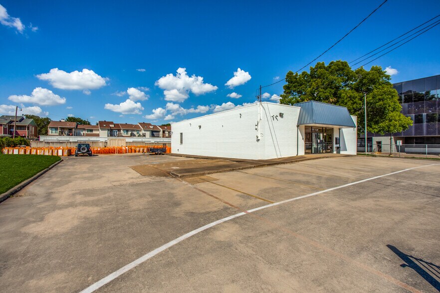 502 N Haskell Ave, Dallas, TX à vendre - Photo du bâtiment - Image 3 de 22