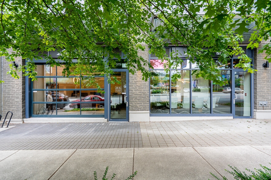 379 E Broadway, Vancouver, BC for sale - Building Photo - Image 2 of 12