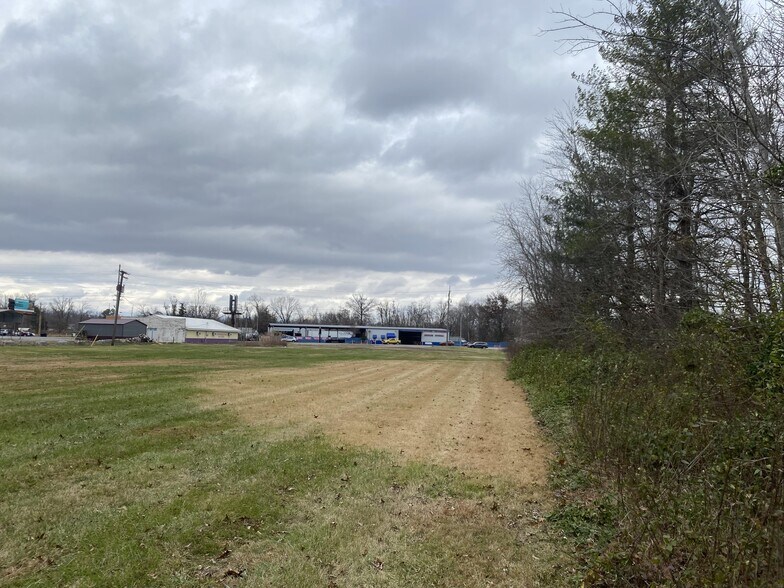 1213 US Highway 45 N, Eldorado, IL à vendre - Photo du bâtiment - Image 3 de 11