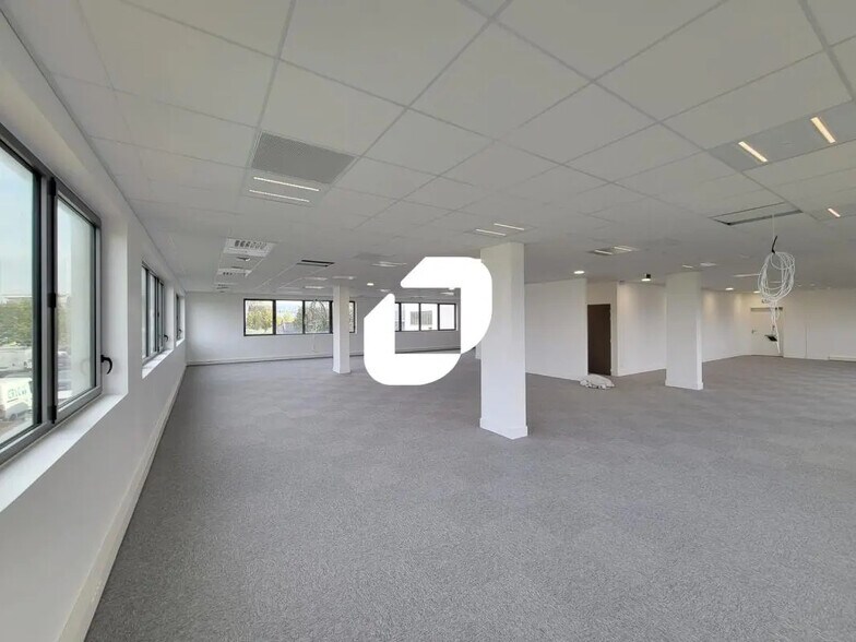 Bureau dans Saint-Herblain à vendre - Photo du bâtiment - Image 3 de 6