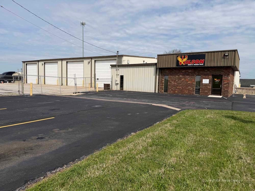 3755 E Kearney St, Springfield, MO for lease Primary Photo- Image 1 of 33