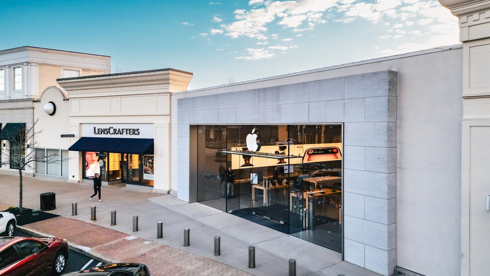 600 Evergreen Way, South Windsor, CT for lease - Building Photo - Image 2 of 13