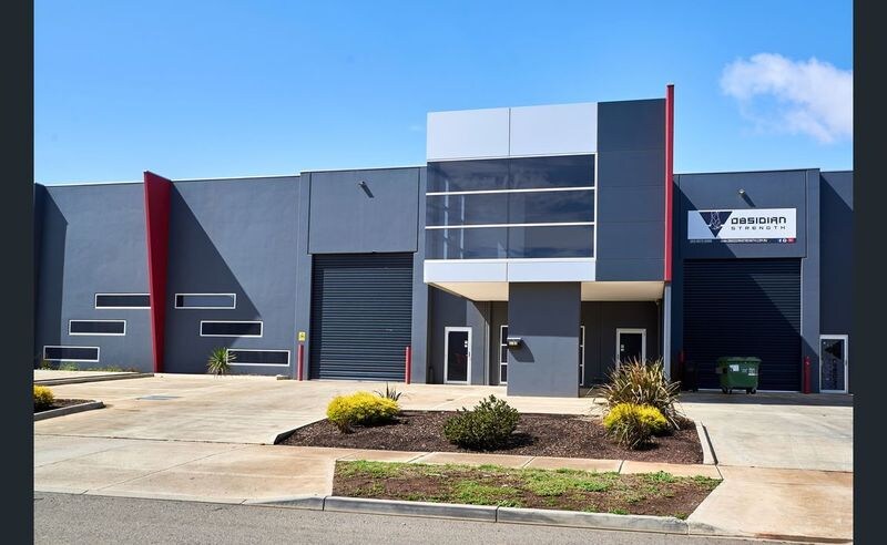 82 Eucumbene Dr, Ravenhall for lease Primary Photo- Image 1 of 2