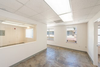309 23rd St, Miami Beach, FL for lease Interior Photo- Image 1 of 8