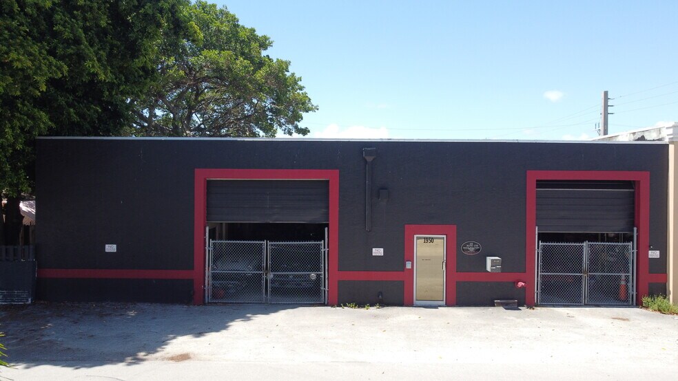 1950 Grant St, Hollywood, FL for lease - Building Photo - Image 2 of 9
