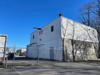 Plus de détails pour 426 E Main St, Patchogue, NY - Commerce de détail, Industriel à louer
