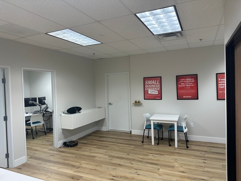 26233 Enterprise Ct, Lake Forest, CA for lease - Building Photo - Image 3 of 11