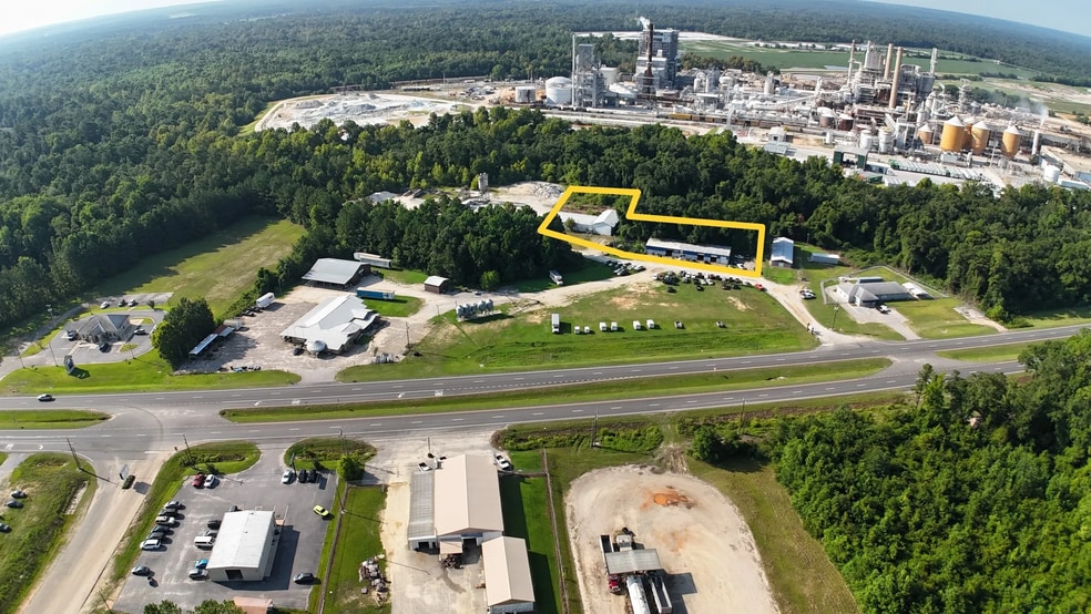 Mill Creek Road Portfolio portfolio of 2 properties for sale on LoopNet.ca - Aerial - Image 3 of 5