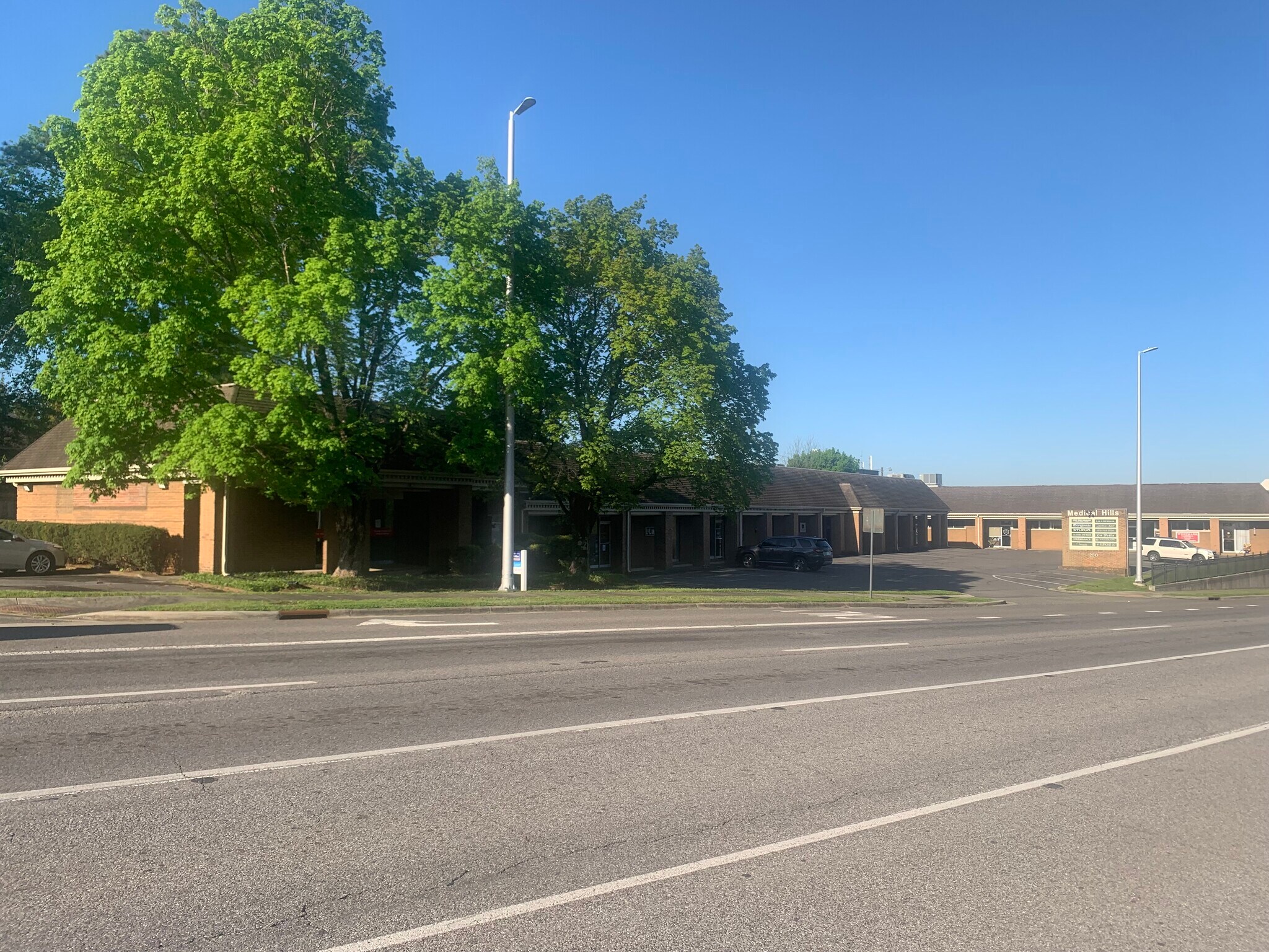 250 Governors Dr SE, Huntsville, AL for lease Building Photo- Image 1 of 4