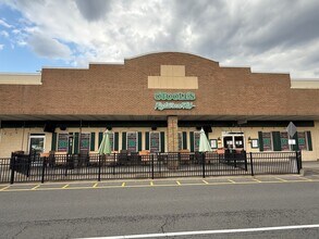 1814 Central Ave, Colonie, NY for lease Building Photo- Image 1 of 17