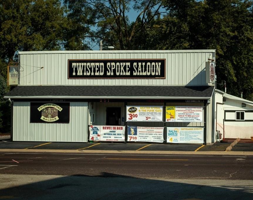 251 Derby St, Pekin, IL for lease Interior Photo- Image 1 of 8