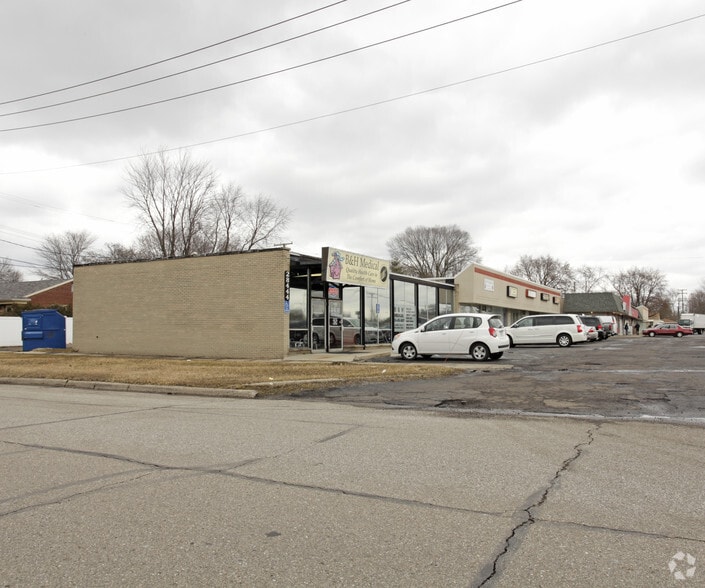 28350 Joy Rd, Livonia, MI for sale - Building Photo - Image 3 of 3