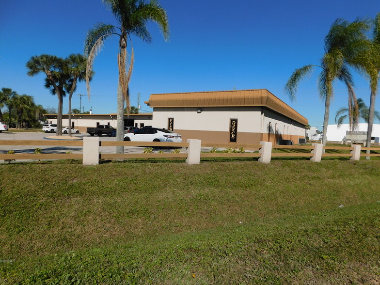 1270 Lake Washington Rd, Melbourne, FL for lease - Building Photo - Image 3 of 11