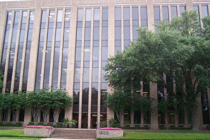 1800 St James Pl, Houston, TX à louer - Photo du bâtiment - Image 2 de 5