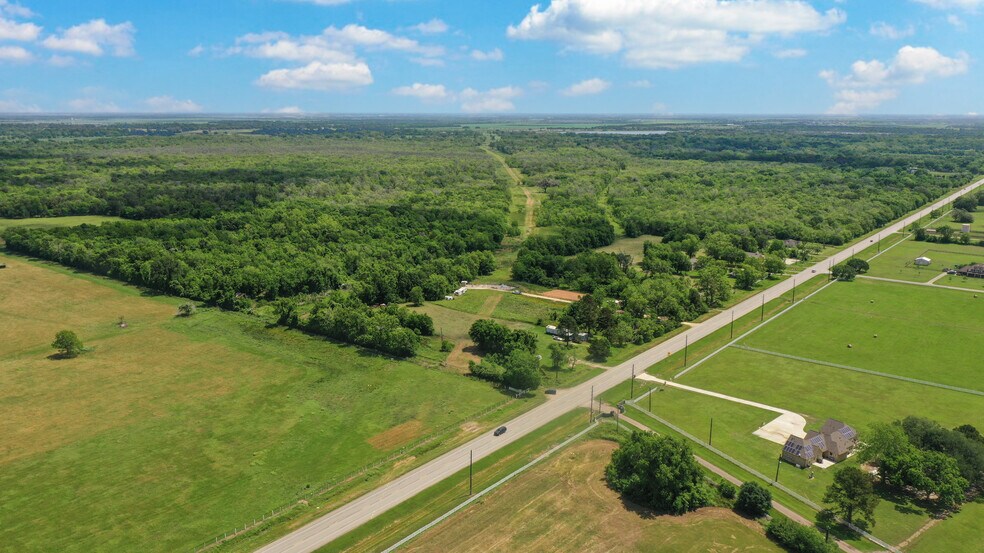 2932 W FM 1462, Rosharon, TX à vendre - Photo du bâtiment - Image 2 de 21