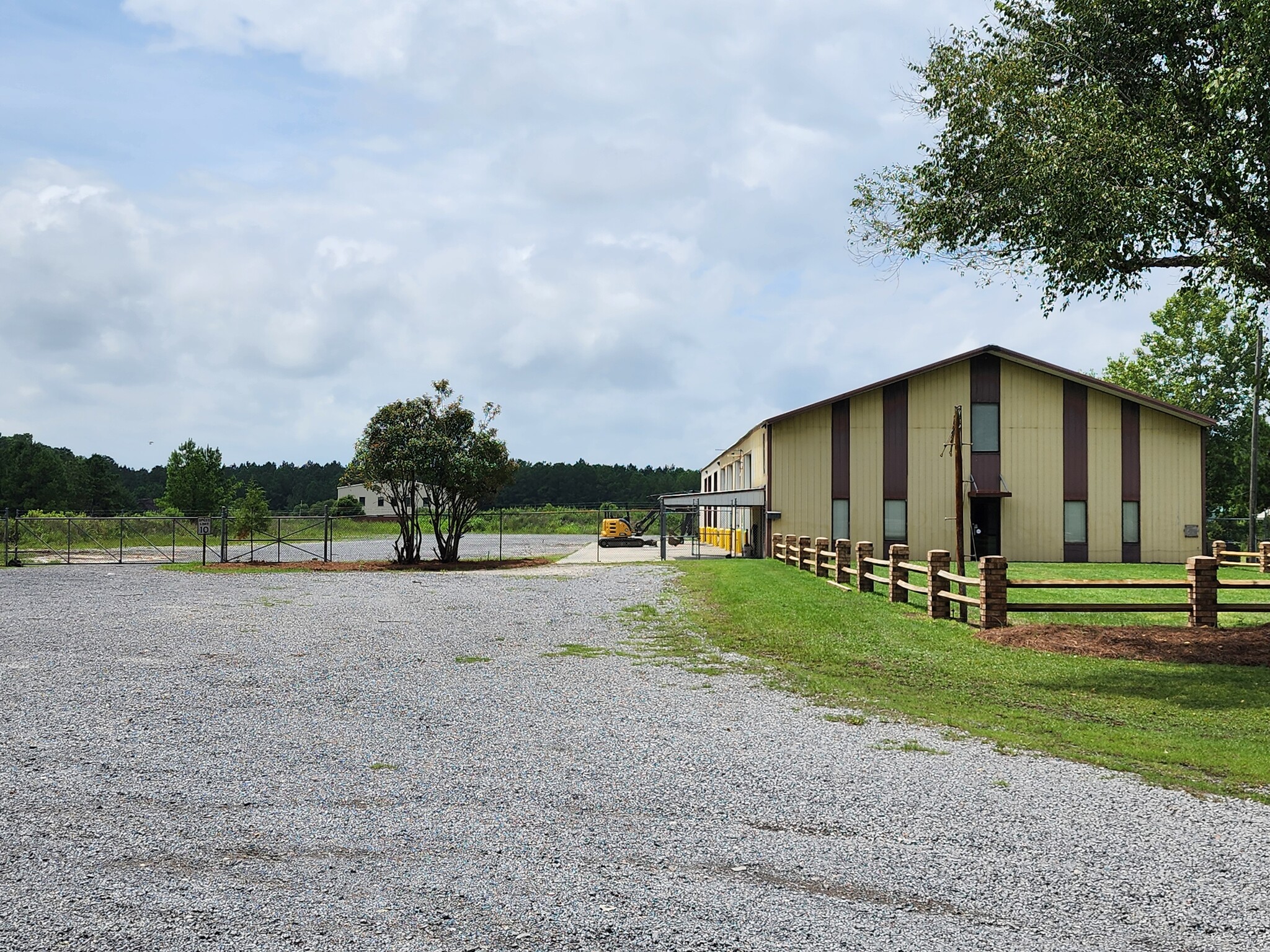 1227 Old Whitesville Rd, Moncks Corner, SC à louer Photo principale- Image 1 de 33