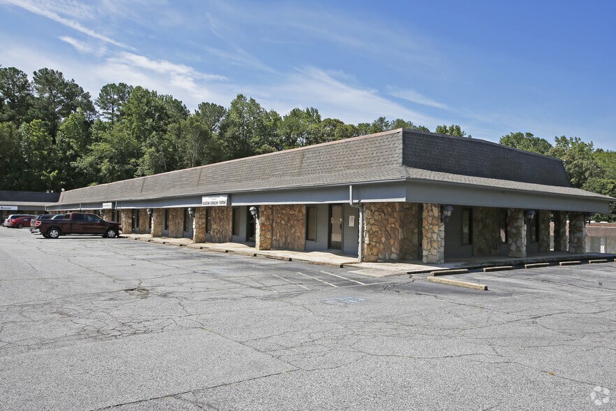 409 Arrowhead Blvd, Jonesboro, GA à louer - Photo du bâtiment - Image 2 de 12