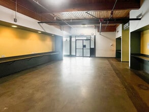 6130-6144 SE Foster Rd, Portland, OR for lease Interior Photo- Image 1 of 10